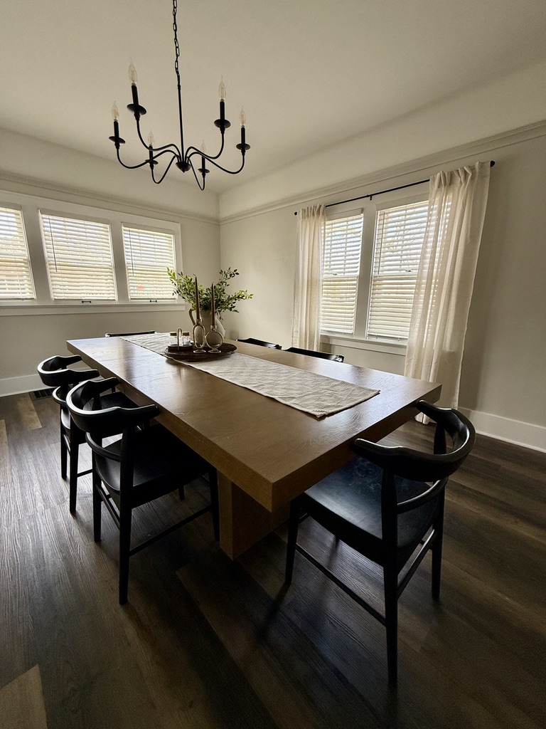 95E2A1AB-A606-4529-B01B-22D6DB1010FA_1_105_c