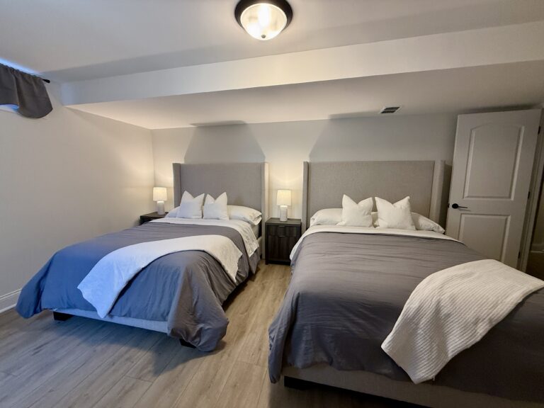 Full/Queen Bedroom